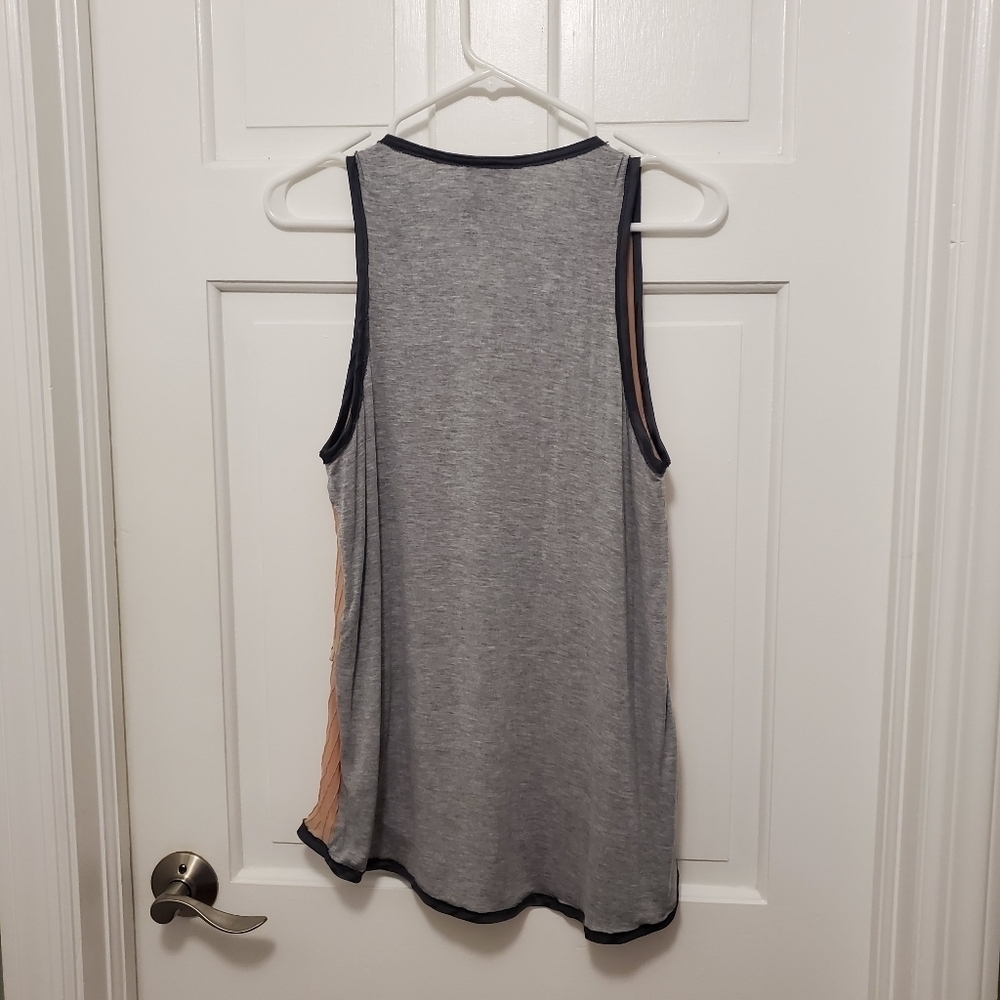 Dolan Tee Unique Tank Size Medium Made In Los Angeles - Picture 8 of 10